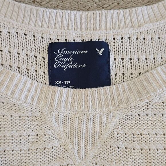 American Eagle Cream 3/4 Sleeve Sweater - Size XS - Picture 3 of 10
